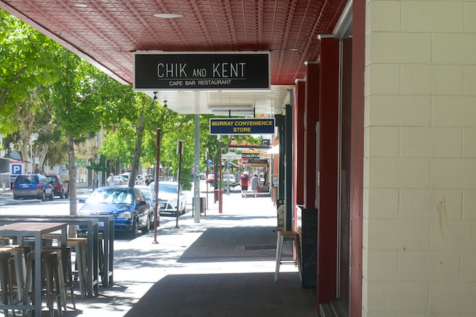 chik-and-kent-perth-exterior-murray-street-outside
